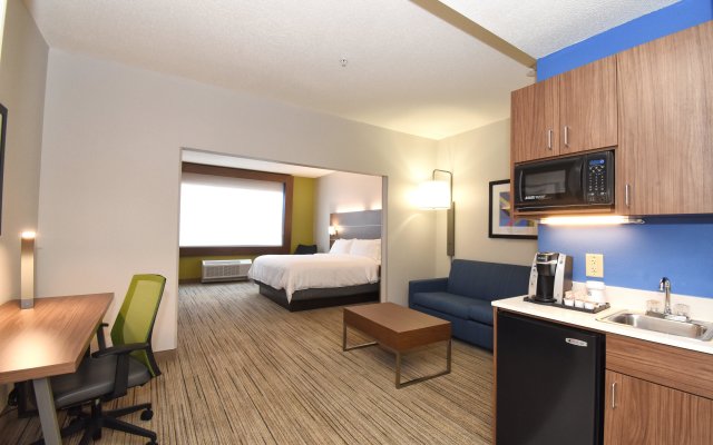 Holiday Inn Express Hotel & Suites Southern Pines, an IHG Hotel