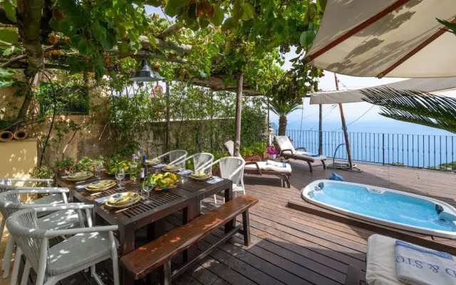 Villa Casarossa Numero Uno 6