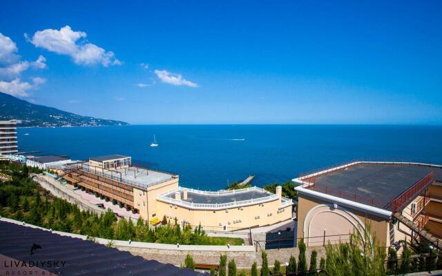 Azor Hotel