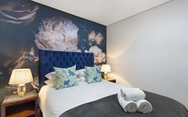 Penthouse F23 Seaside Village