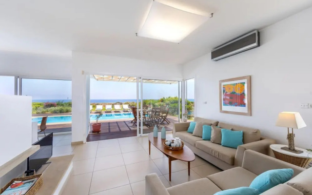 Protaras Seafront Villa Alia