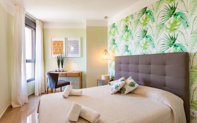 ApartUP Blue Opera View