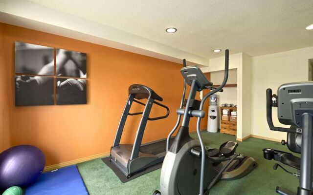 Travelodge Suites New Glasgow