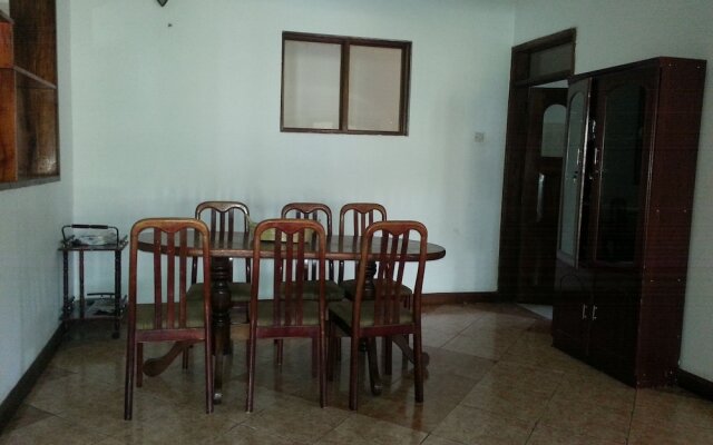 Hollywood Hostel