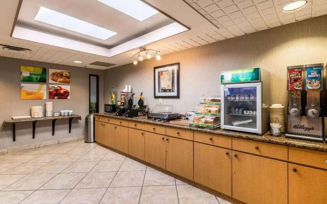 Quality Inn University