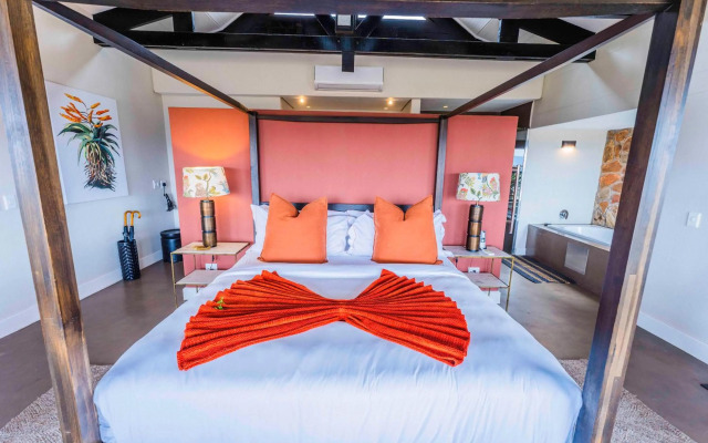 Zulu Rock Lodge - Babanango Game Reserve