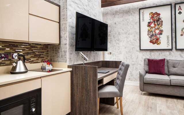 Signature Suites