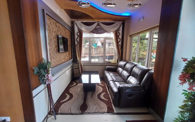Hotel Astoria Residency