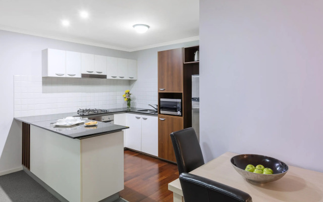 Oaks Brisbane Lexicon Suites