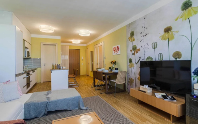 Luxury Center APT by Michal&Friends