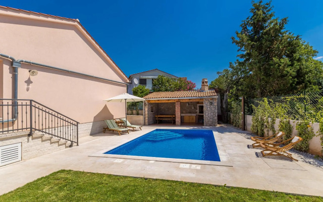 Holiday house MASLINA