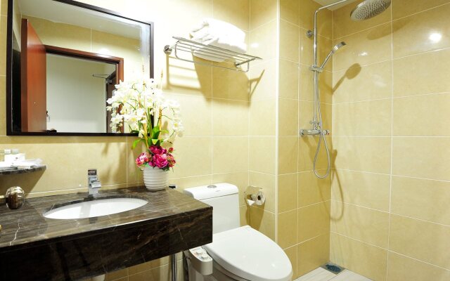 Hallmark Express Hotel