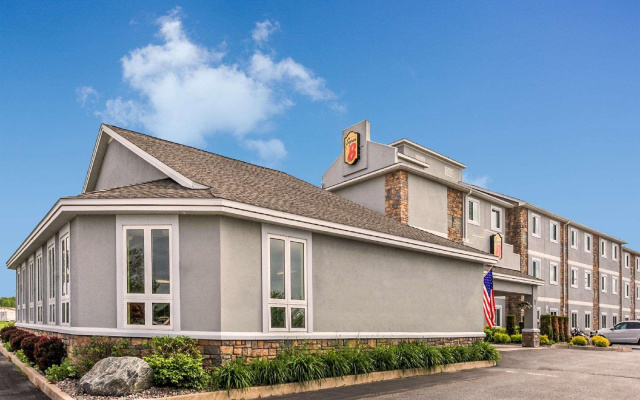 Soo Locks Lodge & Suites