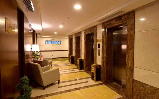 Zaha Hotel