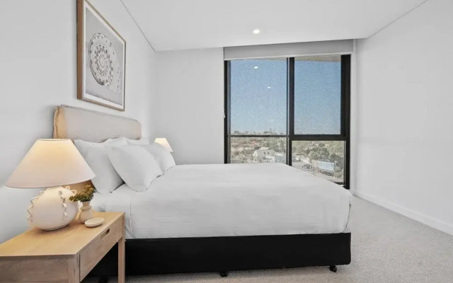 Stylish 2-bed Unit With Views & Rooftop Access