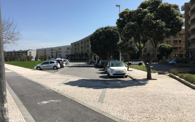 Cozy Beach Front with Rooftop