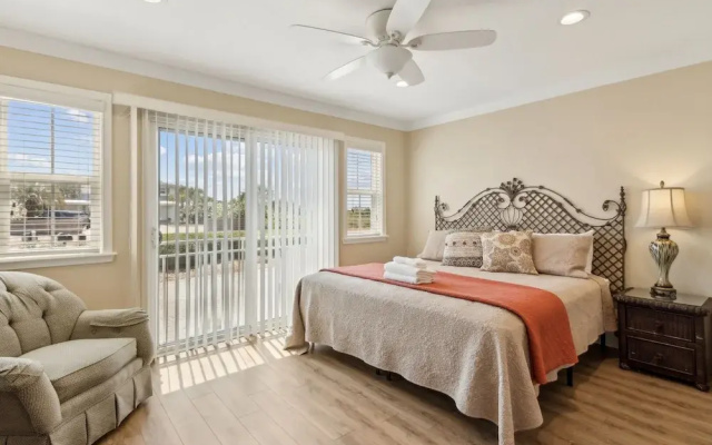 Seven Seas Townhome - Pet Friendly - Fernandina Beach