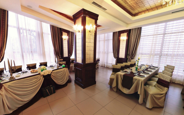 Hotel Rexton