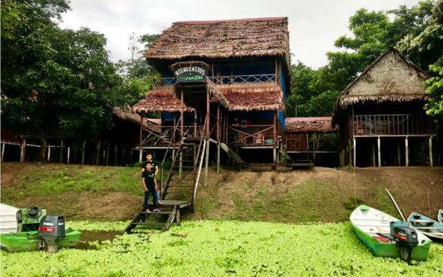 Yaku Amazon Lodge & Expeditions