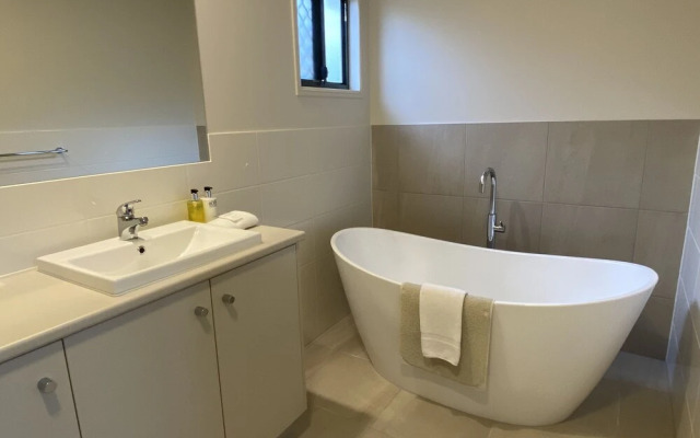 Tranquil Getaways On Obi Maleny