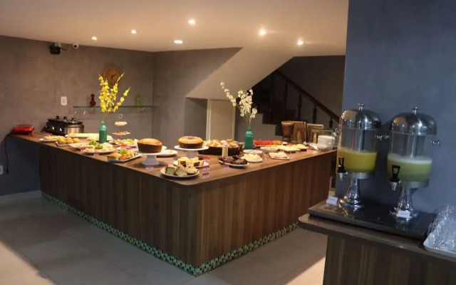 Hoteis e Turismo Itapoan Limitada (Hotel Praia Dourada
