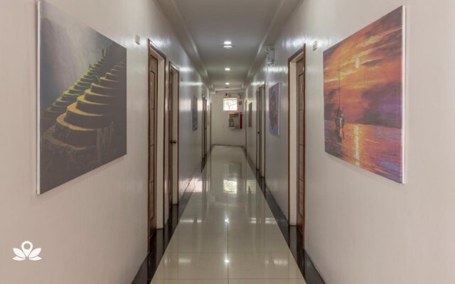 OYO 767 Hotel Urban - Khotel Kurban Hotel