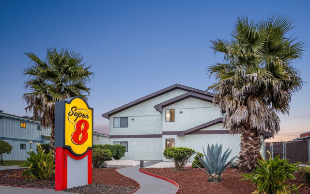 Super 8 by Wyndham Arcata