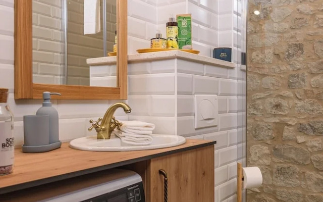 Oleander Center Suites