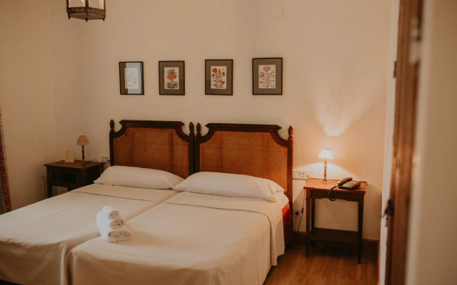 Hotel Posada de Valdezufre