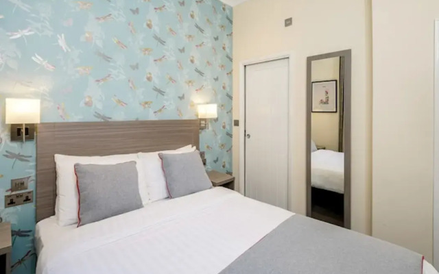 OYO Bakers Hotel London Victoria