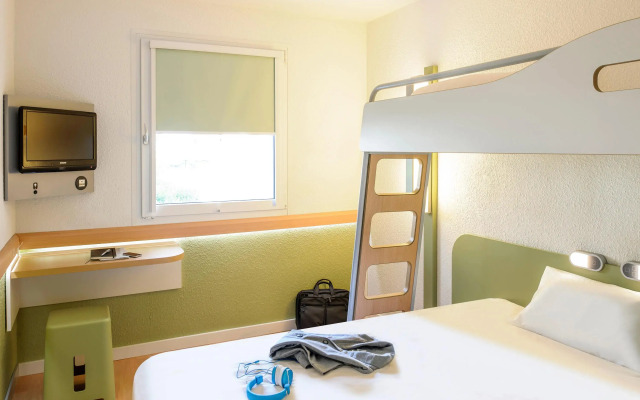 ibis budget Leeds Centre Crown Point Road