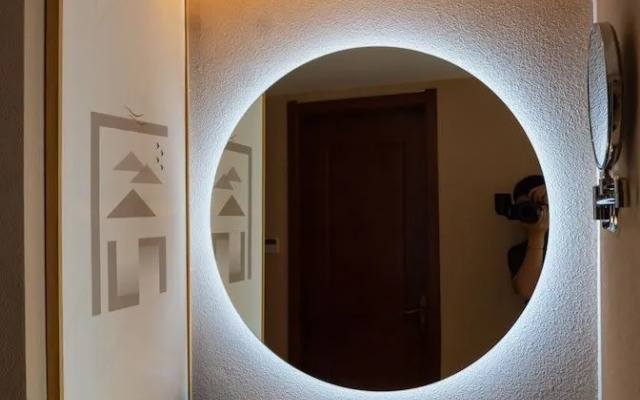 History Boutique Inn