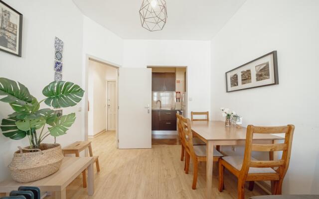 Alegria Flat IN City Center With Elevator