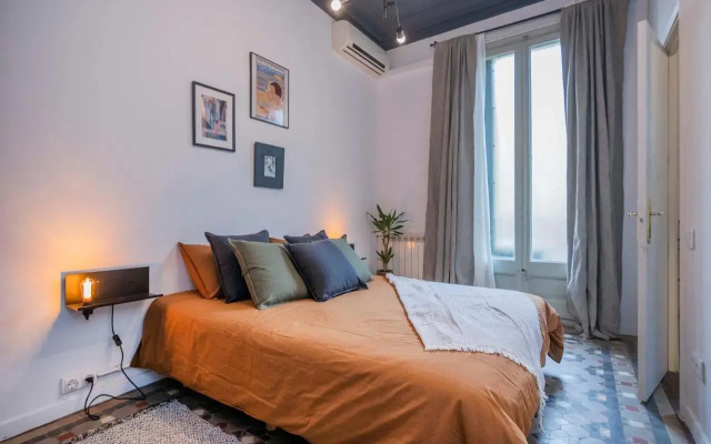 Elegant 4 bedrooms 3 bathrooms Catalan home