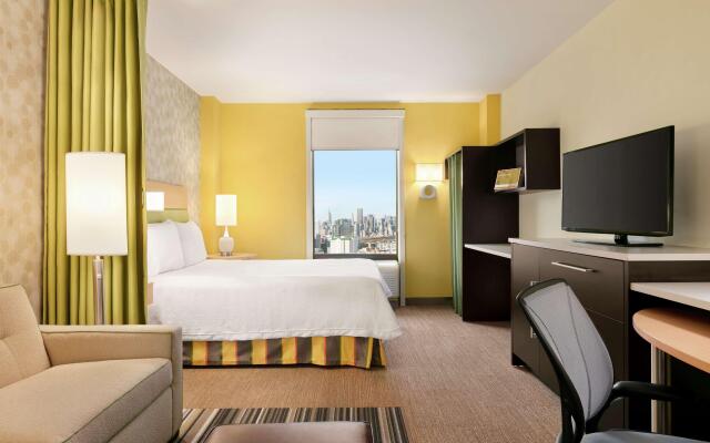 Home2 Suites by Hilton NY Long Island City/Manhattan View