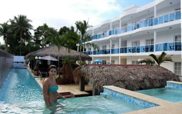 Phoenix Spa and Resort Condominium