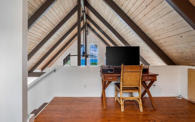 Hualalai 2 Bedroom Home by RedAwning