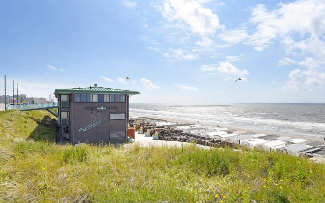 Beachhouse Hotel