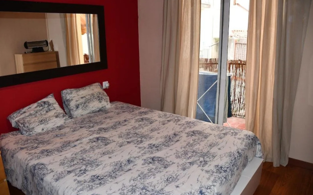 Three Bedroom Apartment in Sants