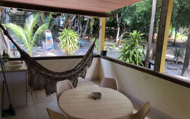 Macaco Surf Hostel