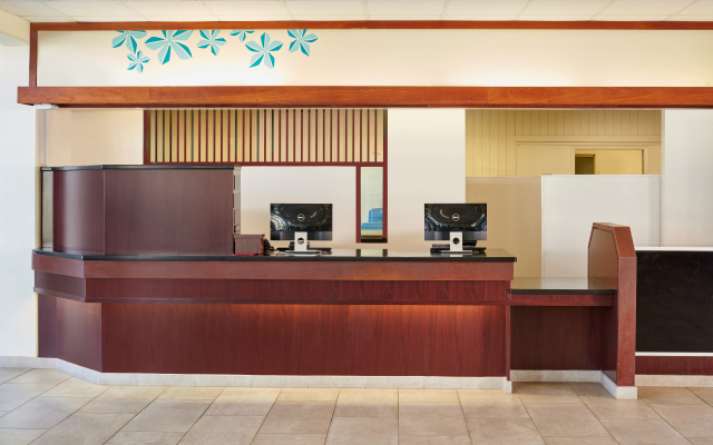 Maui Beach Hotel