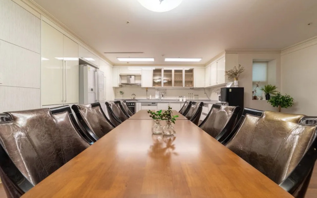 Sejong Party House