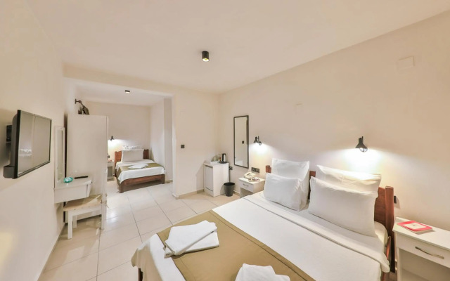 Zinbad Hotel