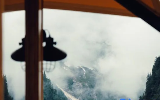 Yubeng Snow Mountain Nuoye Luxury Tent