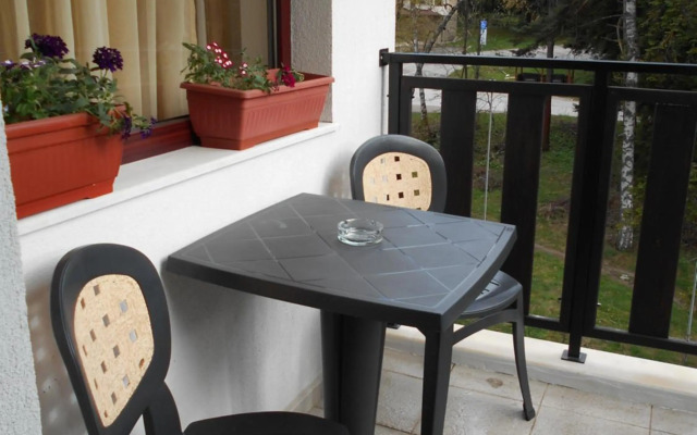 Студио D-41 в Апарт-хотел Боровец Гардънс