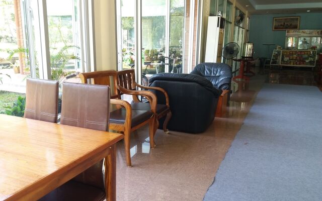 Phuaob Namsai Country Resort