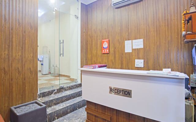 Hotel Deluxe Stay Inn