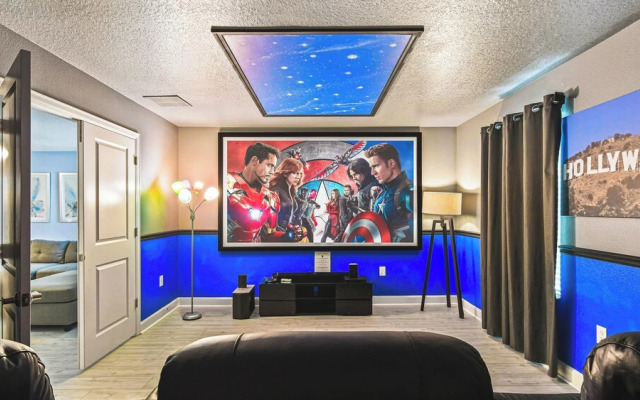 Elegant Home With Resort Amenities, Gameroom