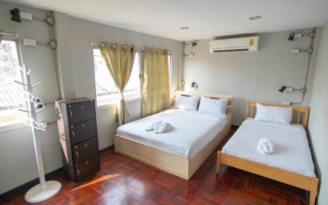 Baan 89 Hostel