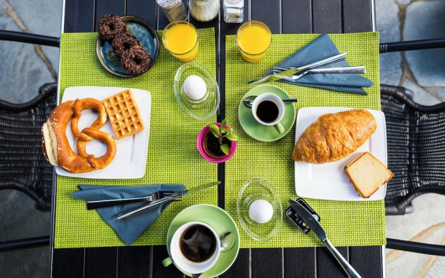 Bed and Breakfast Outlet Hotel